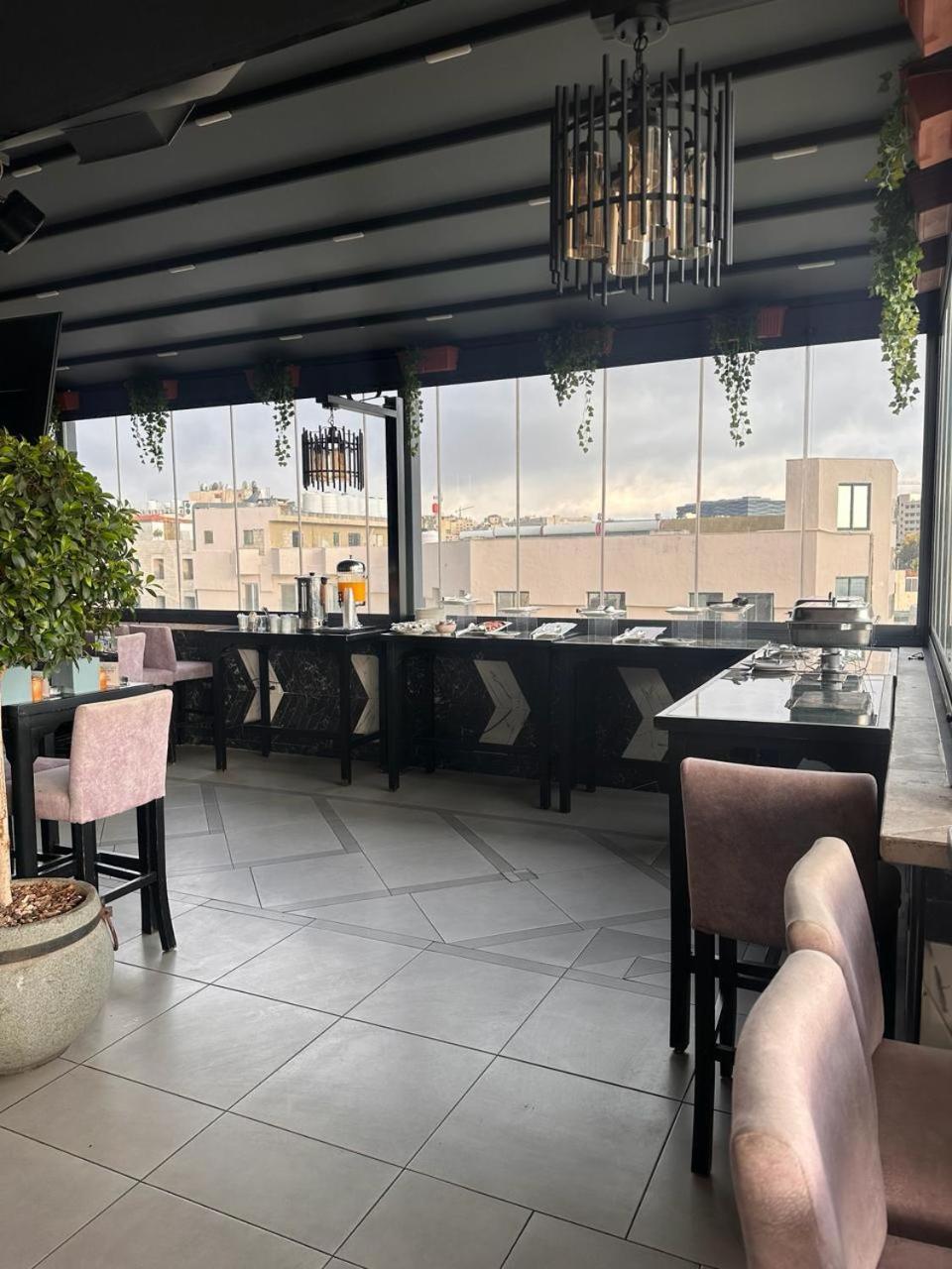 Post Hotel Amman Exterior foto